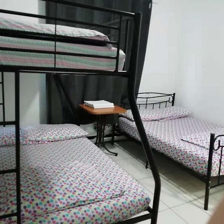 University Apartment โตรอนโต ภายนอก รูปภาพ