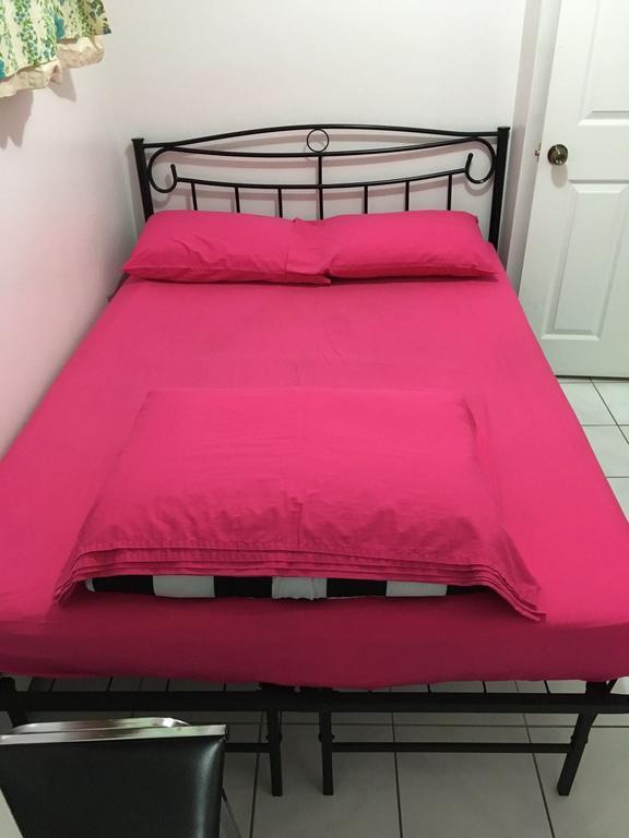University Apartment โตรอนโต ภายนอก รูปภาพ