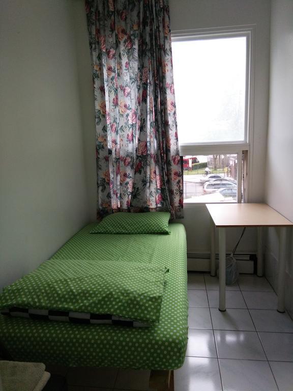University Apartment โตรอนโต ภายนอก รูปภาพ