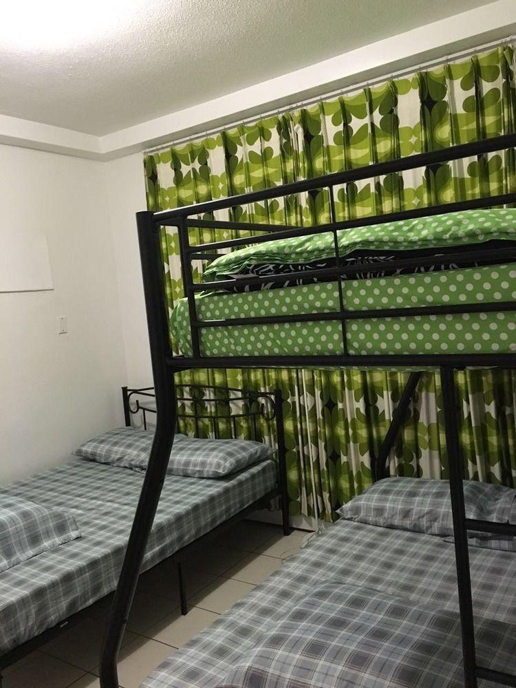 University Apartment โตรอนโต ภายนอก รูปภาพ