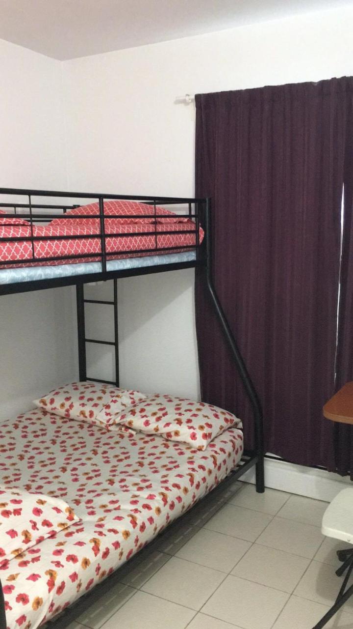 University Apartment โตรอนโต ภายนอก รูปภาพ